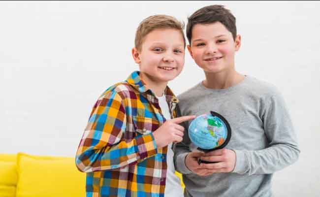 وفقاً لدراسات: الصداقات الدولية لأطفالك جواز سفر نحو عالم أوسع