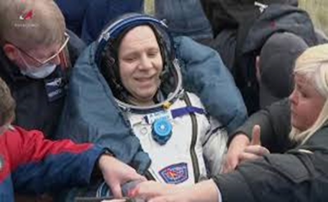 روسكوسموس رمز للتعاون الفضائي