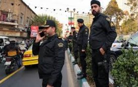 النساء تزعزع عرش الملالي