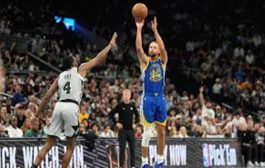 NBA...كري يسجل 49 نقطة في فوز وريورز على سبيرز بدوري السلة الأمريكي