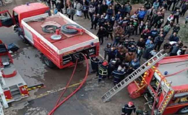 حريق محل لبيع الأفرشة يخلف 5 مصابين بميلة