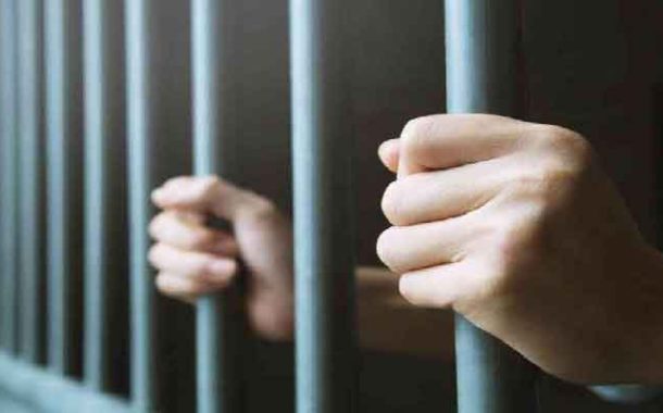 منحة السفر تتسبب في حبس شخص!