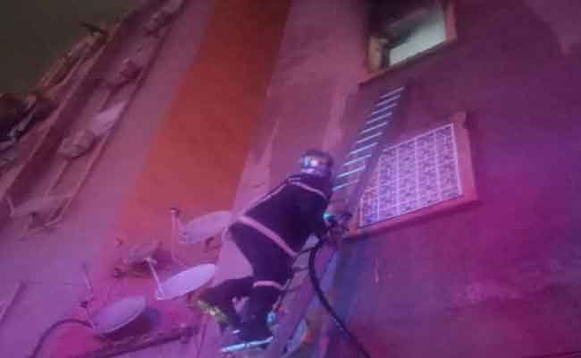 إصابة 7 أشخاص في حريق شقة بحي 300 مسكن بالبليدة