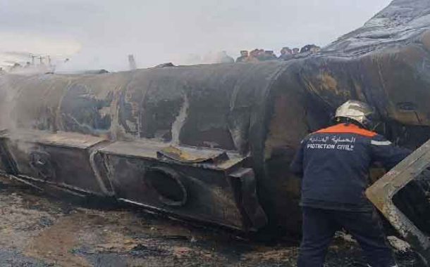 اصطدام بين شاحنة لنقل المحروقات وسيارة يخلف قتيلين ببسكرة