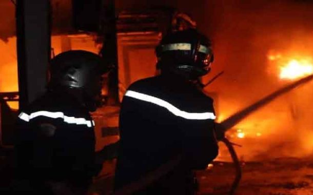 نشوب حريق في مستودع لتخزين البلاستيك بالعاصمة