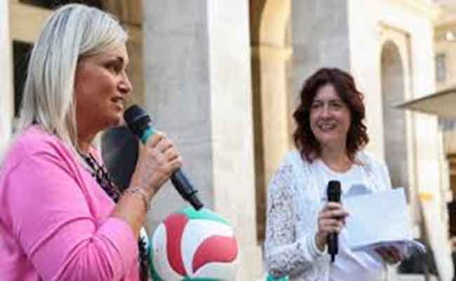 مدربة إيطالية تستعد لقيادة منتخب تونس للكرة الطائرة...