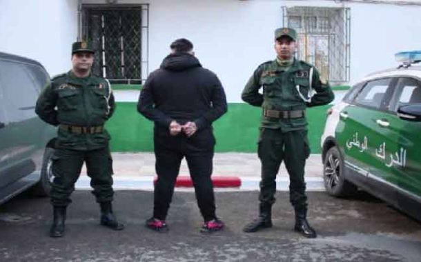 توقيف سائق قام بمناورات خطيرة في الطريق العام بسطيف