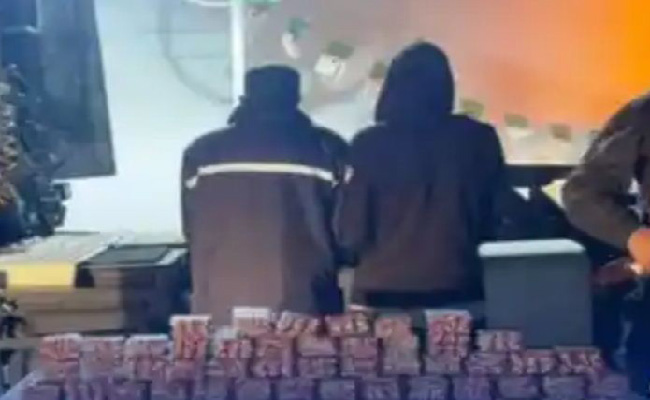 تفكيك شبكة إجرامية منظمة متلبسة بأكثر من 12 ألف قرص مهلوس بسيدي بلعباس