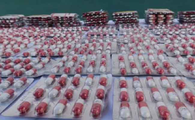 تفكيك شبكة إجرامية تحترف ترويج المخدرات والمؤثرات العقلية بوهران