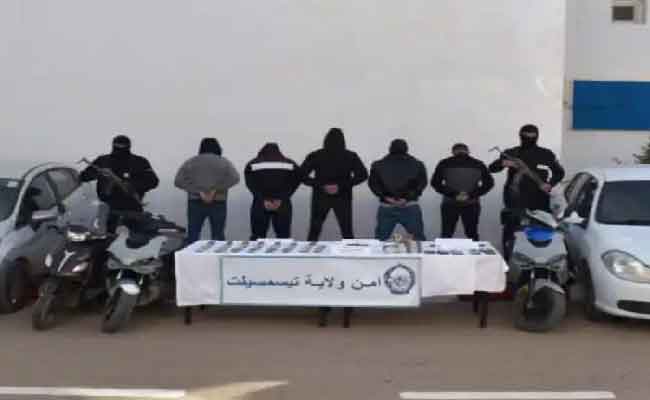 توقيف 5 أشخاص متورطين في استيراد وترويج المخدرات والكيف المعالج بتيسمسيلت