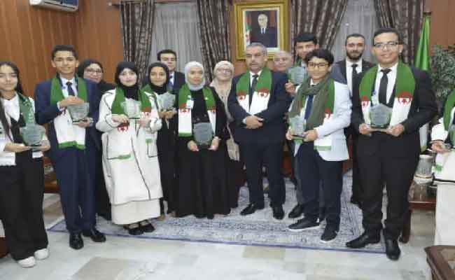 وزير التربية يستقبل رئيسة برلمان الطفل ونوابها