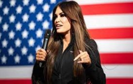 سفيرة بنكهة المشاهير...الأمريكية غيلفويل تخلط الأوراق في اليونان