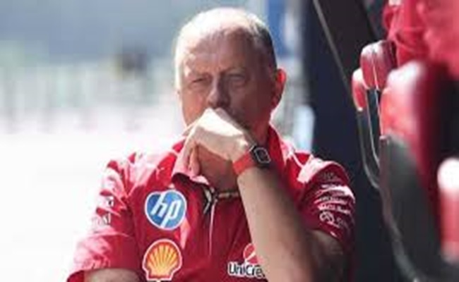 فاسور باقي على رأس فريق فيراري...