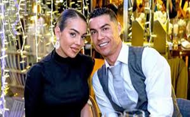 أقل ما يمكن تقديمه...تعليق مثير من جورجينا على خاتم خطوبة كريستيانو رونالدو