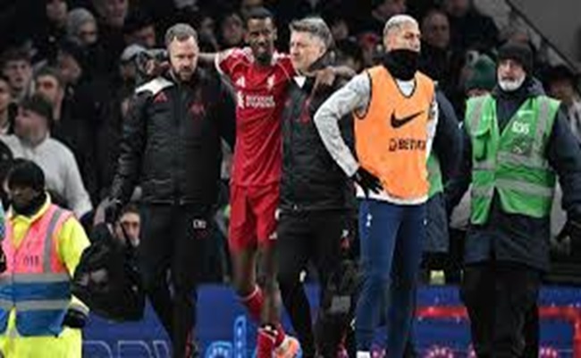 رسميا: الكشف عن مدة غياب ألكسندر إيزاك