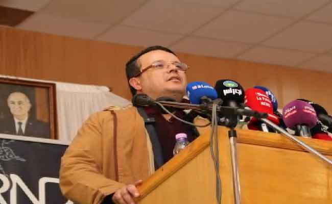 بودن: “الأرندي خرج من القاعات واختَار الذهاب إلى المواطنين”