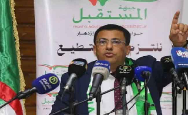 بوطبيق يشرف على تجمع شعبي بولاية القنطرة