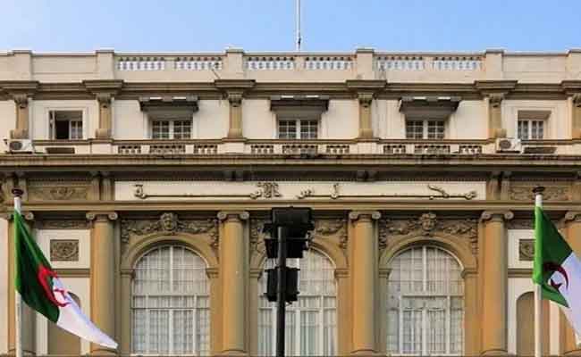 مجلس الأمة يرد على مقال لجريدة الوطن حول قانون المرور