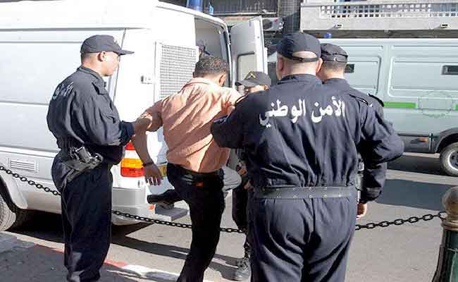 يستدرج ضحاياه عن طريق الفايسبوك…توقيف عشريني يمتهن النصب والاحتيال