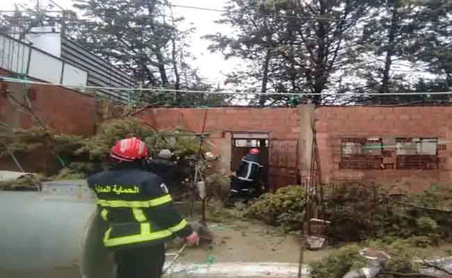 انهيار جزئي لجدار بناية يخلف مصرع طفل وإصابة آخر بوهران