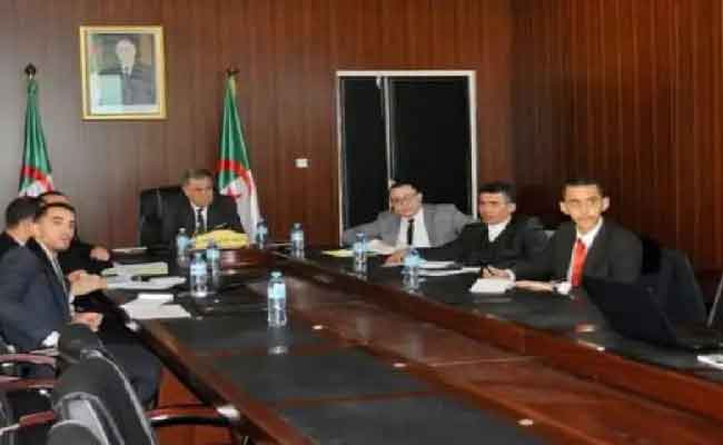 مواكبة الترتيبات لترقية11 مقاطعة إدارية إلى مصاف ولايات كاملة الصلاحيات