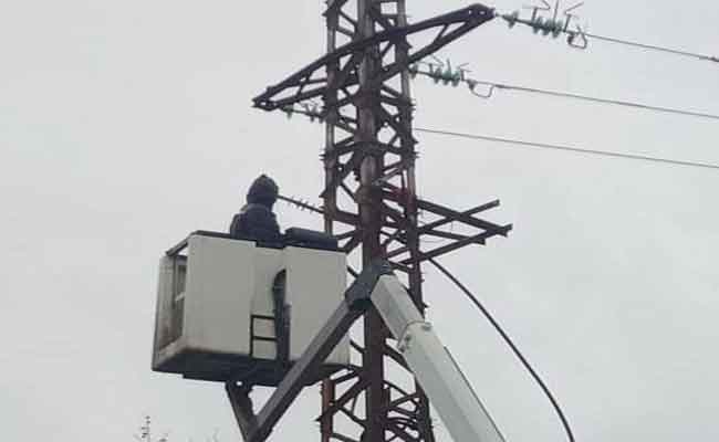 سونلغاز تستنفر مواردها البشرية والمادية لاستمرار خدماتها مع الاضطربات الجوية