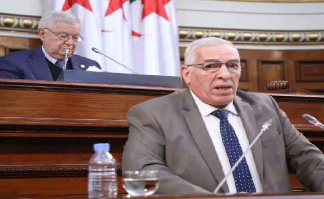 تاشريفت يستعرض  قانون تجريم الاستعمار الفرنسي بمجلس الأمة