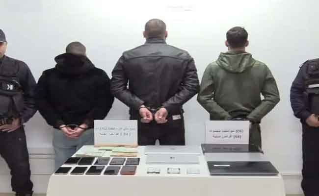 تفكيك شبكة إجرامية تحترف النصب على المواطنين عبر مؤسسة ربحية وهمية على الانترنت