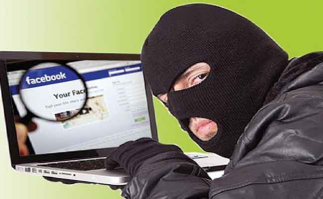 توقيف شخص سلب فتاة مجوهرات ومبالغ مالية بعد استدراجها عن طريق الفايسبوك بالمدية