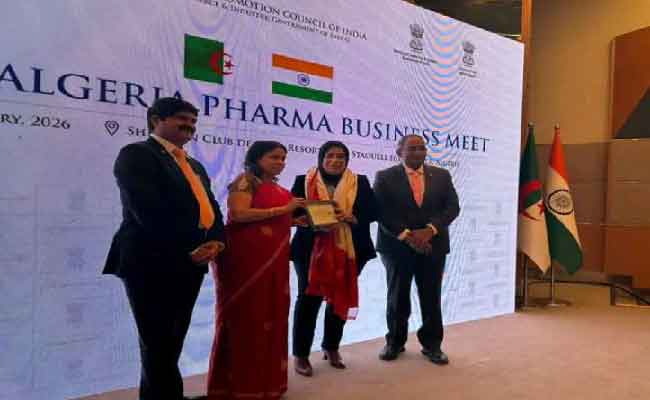 وفد هندي هام في زيارة للجزائر