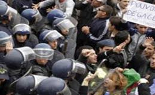 عصابة الجنرالات ترسل قوات خاصة لقمع المتضررين من الفيضانات واعتقال المحتجين