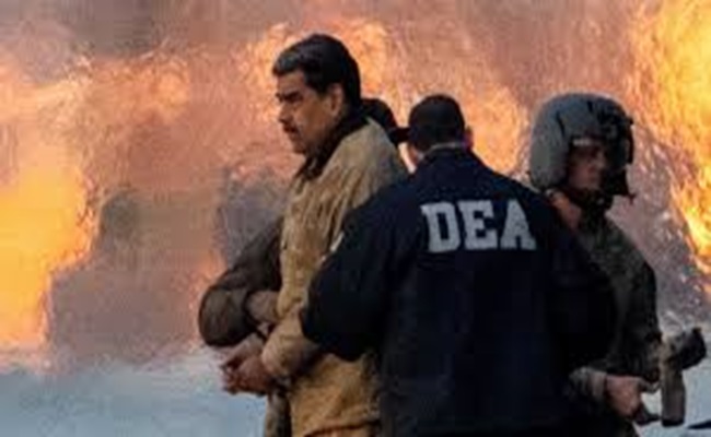 مادورو يستعين بمحامي أسانج للدفاع عنه أمام القضاء الأمريكي