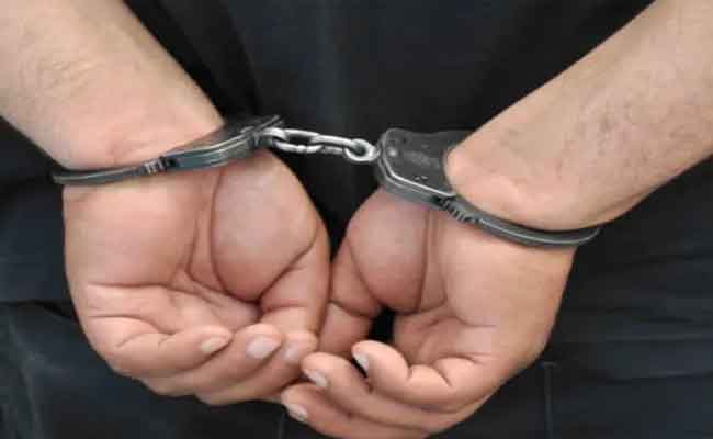 حبس عشريني صور فيديو يسيء إلى الجزائر