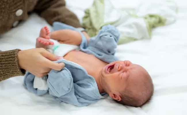 اكتشفي كيفية تطوير حواس الطفل في أول 6 أشهر من عمره