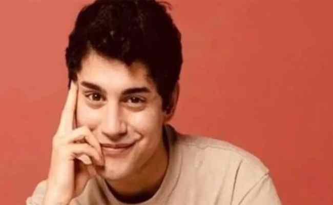 وفاة النجم التركي إبراهيم يلدزعن 27 عامًا بعد 6 أشهر من حادث سقوط شجرة في إسطنبول