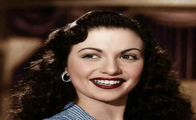 وفاة كيتي في أثينا عن عمر 96 عامًا…عفريتة إسماعيل ياسين