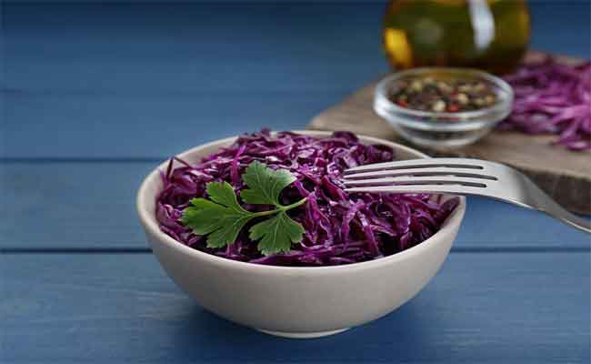 فوائد لم تكوني تعرفينها عن الملفوف: كنز صحي متواضع في مطبخكِ وفق طبيبة تغذية