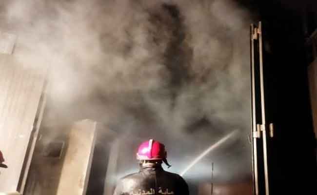 نشوب حريق في ورشة لصناعة وتخزين الأحذية بالعاصمة