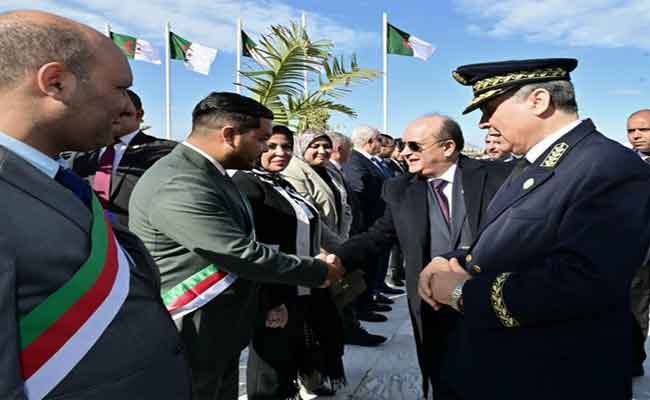 غريب يتابع وصول أولى شحنات خام الحديد من منجم غارا جبيلات