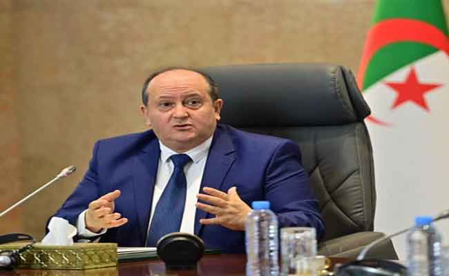 غريب ينصب فوج العمل المكلّف بإنشاء الشبكة الوطنية للاعتماد والمطابقة والمصادقة