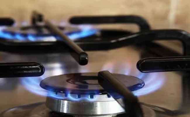 غاز الموقد ينهي حياة طفل ويرسل الأم للمستشفى بتلمسان