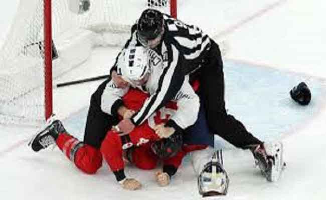 منع لاعب من استكمال “الألعاب الأولمبية الشتوية” لتورطه في شجار…