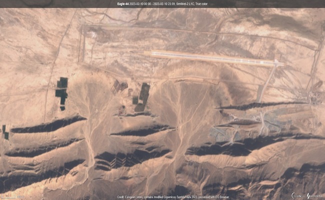 صور أقمار صناعية تكشف أن إيران تعزز منشآتها العسكرية