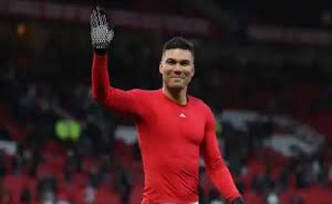 خطوة مثيرة من نجم مانشستر يونايتد تكشف عن وجهته المقبلة…