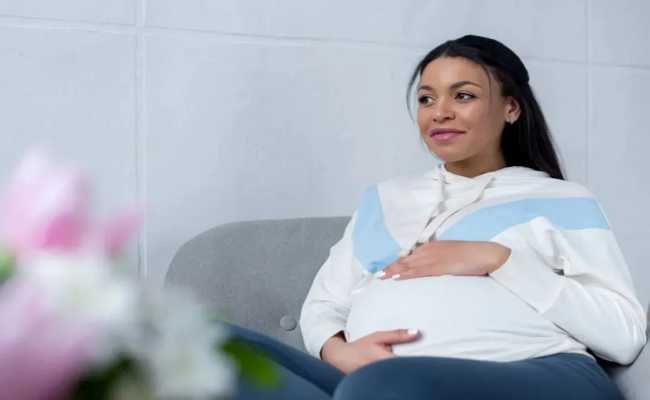 هل يمكن أن تلدي في أي لحظة خلال الشهر التاسع من الحمل؟