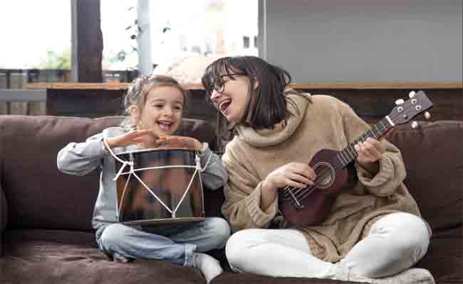 كيف تجعل الموسيقى طفلكِ أذكى وأكثر ثقة؟