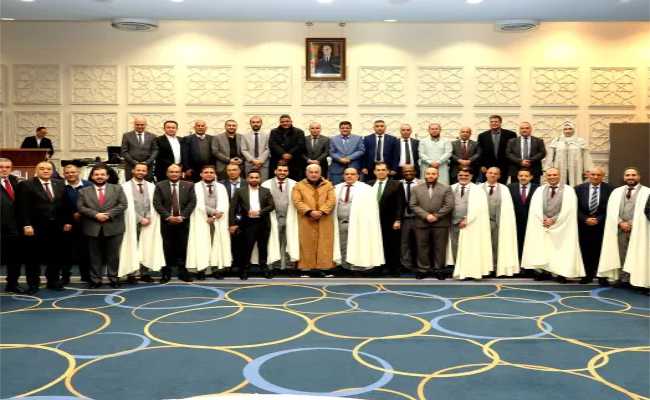 بوغالي يكرم السيدات النواب والصحفيات بمناسبة إحياء اليوم العالمي للمرأة