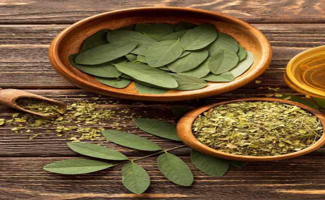 فوائد السنامكي: العشبة السحرية لتنظيف الجسم وتعزيز صحة الجهاز الهضمي