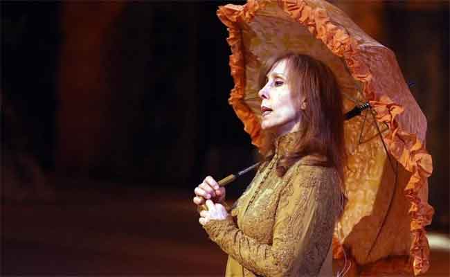 فيروز والرحابنة…كيف تحولت مسيرتهما إلى أيقونة في المسرح الغنائي؟