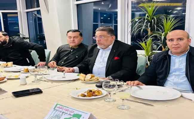 إشراف عصماني على مأدبة إفطار رمضاني بعنابة